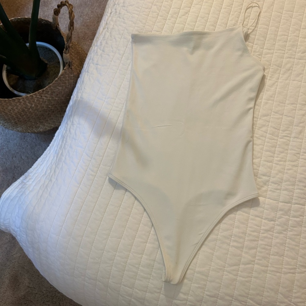 Babaton Contour One-Shoulder Cami Bodysuit